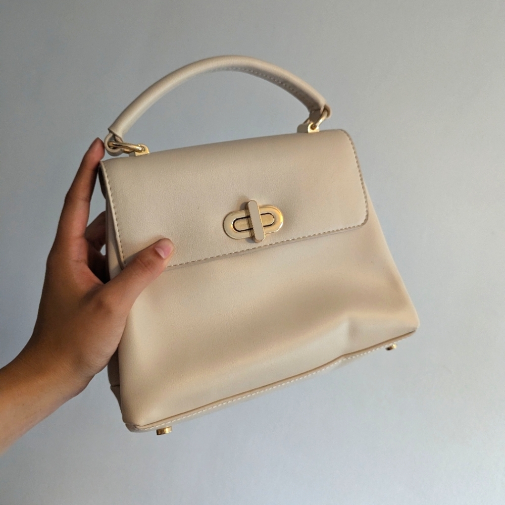 On 34th Cream Tandii Top Handle